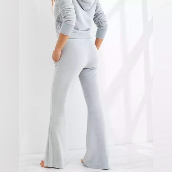 Aerie Velour Super Flare High Waisted Drawstring Pant Size L - Picture 4 of 9